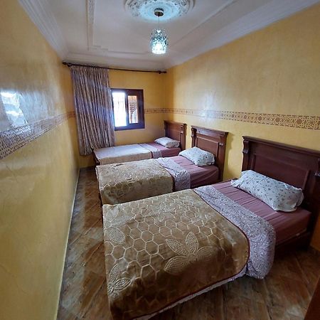 Private Appartement In The Centre Of ทากาเซาท์ ภายนอก รูปภาพ