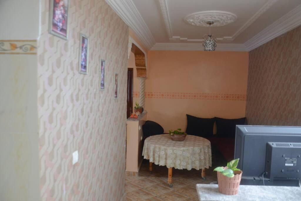 Private Appartement In The Centre Of ทากาเซาท์ ภายนอก รูปภาพ